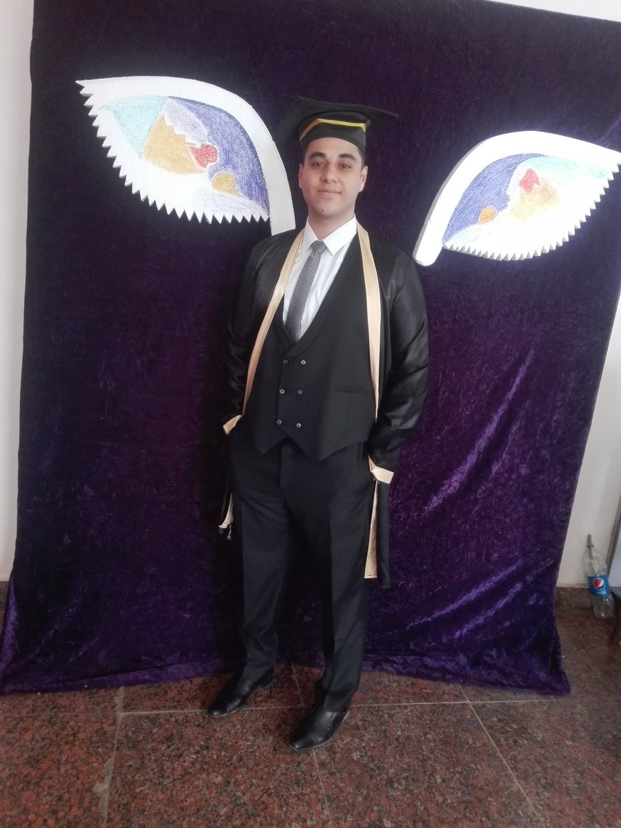 Hussein_hota's tweet photo. #graduation_2019 🎓💓
#اخيرا_الحمدلله ✌ https://t.co/MaLeHuH4ml