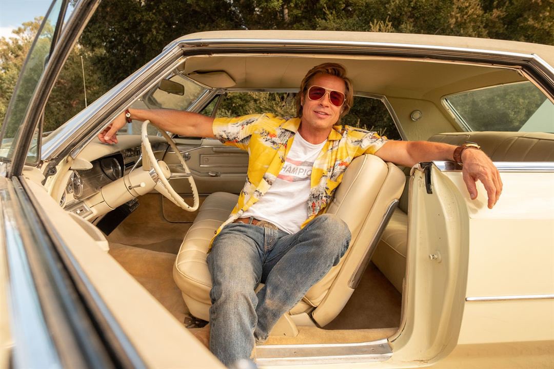 ValeAltavilla's tweet photo. L’unica cosa bella che Tarantino mi ha regalato in #CEraUnaVoltaAHollywood 
BRAD PITT 55 anni.  C I A O N E ✈️ https://t.co/xqgrUYNOIS