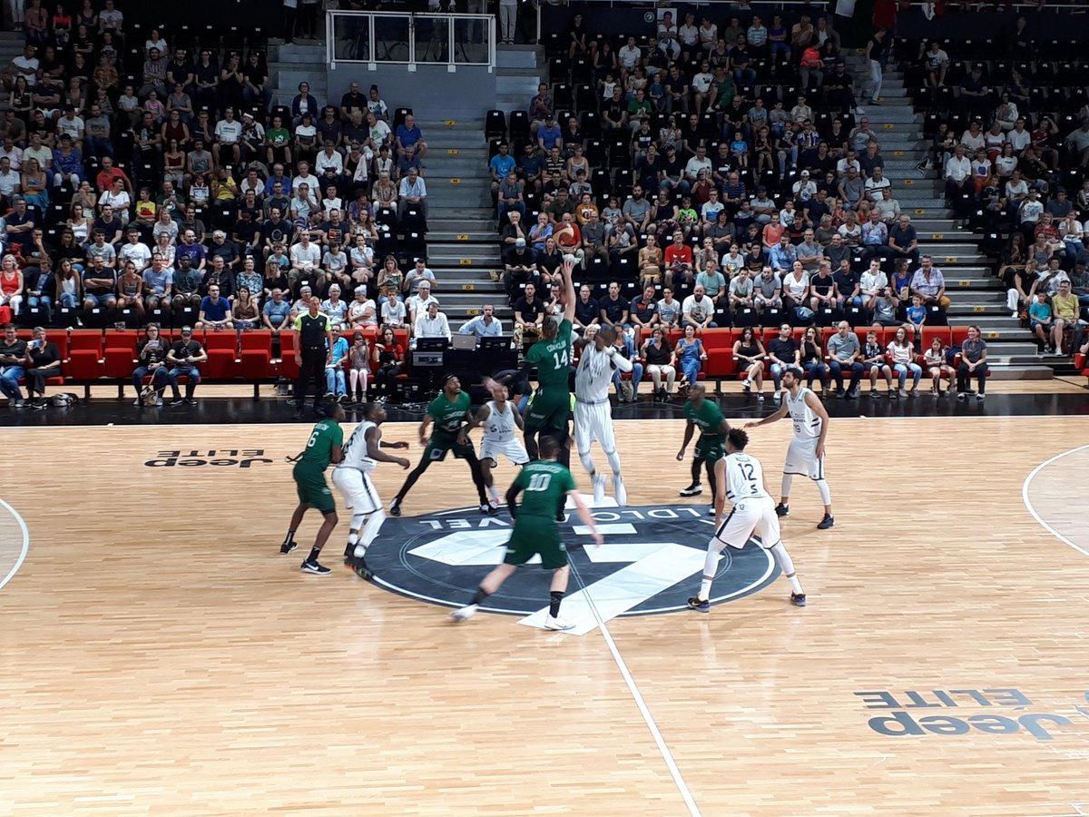 DidierVullierme's tweet photo. Coup d'envoi d'une grosse saison pour @LDLCASVEL.
#GoASVEL https://t.co/lp3bmgpDFj