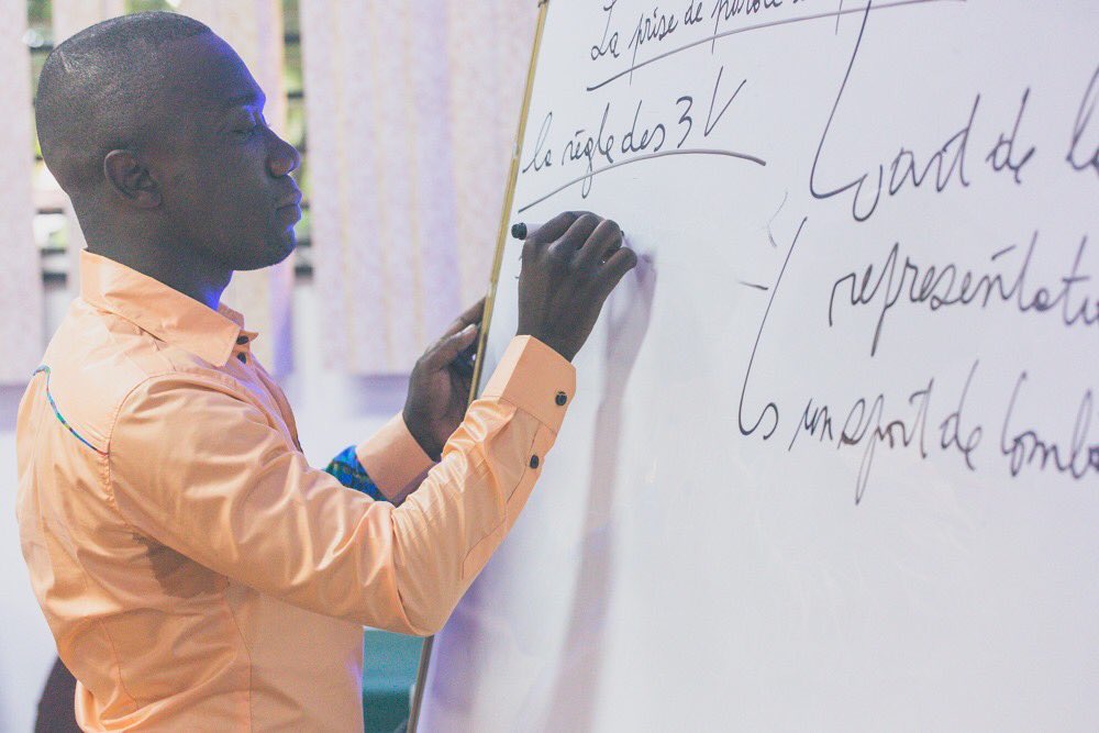 EDUCARIB tweet media