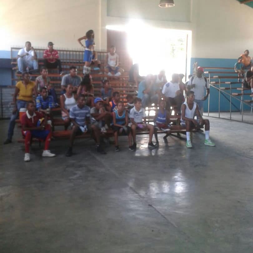 SenadesM's tweet photo. #Futurodepaz #Hectorodriguez  #Hoy A pura Vida Juventud. Programa no a Las Armas. y Conversatorio ( un arma ni de juego). lugar: Parroquia: Río Chico Municipio Páez Sector El Centro Gimnasio Cubierto " Asencion Urbina" https://t.co/CPf1mdftFv