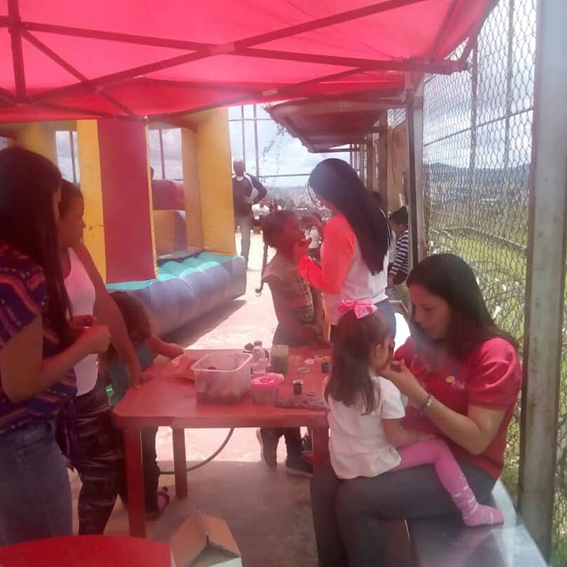 SenadesM's tweet photo. #Futurodepaz #Hectorodriguez  #Hoy 
Jornada de Paz y Convivencia en el marco del Día Internacional de la Paz Lugar: Centro Nacional de Procesados Militares CENAPROMIL Sector Ramo Verde Los. Teques Edo. Miranda https://t.co/xBrPgToeua