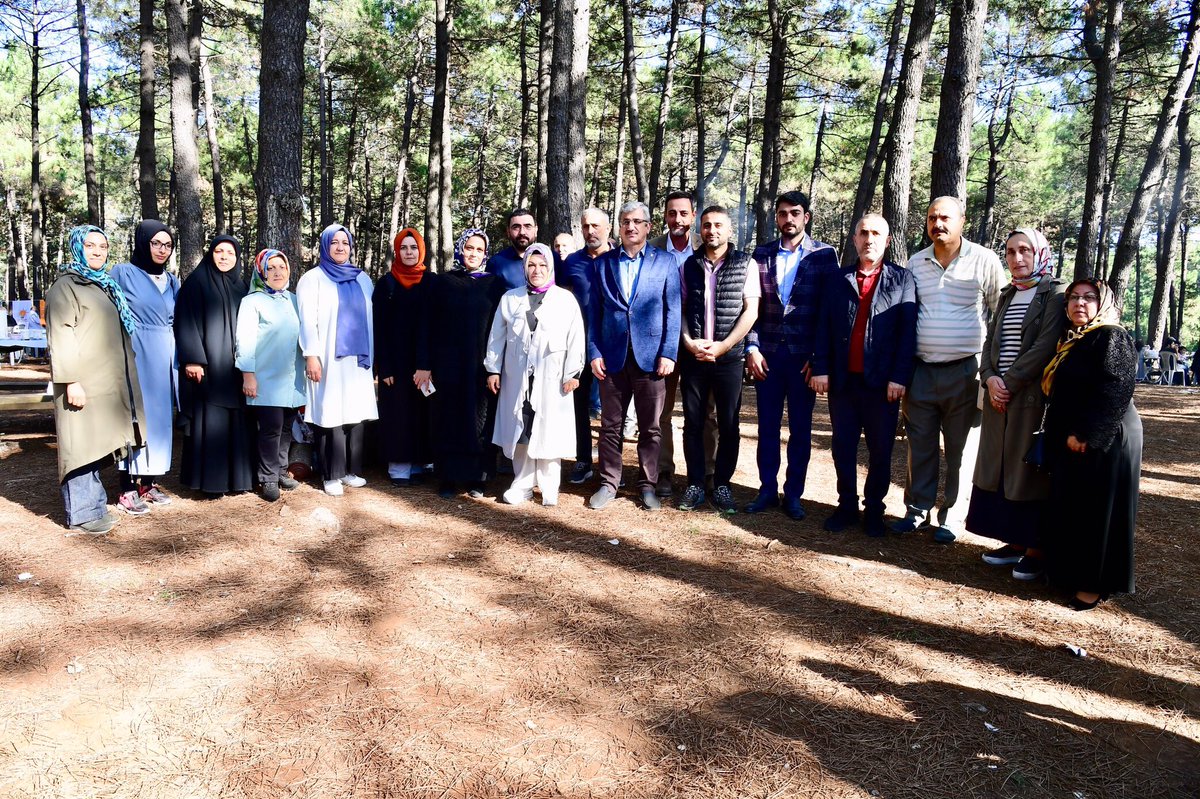 Teşkilatımızın düzenlemiş olduğu piknik programında kıymetli teşkilat mensuplarımızla bir araya geldik.

Bu güzel gün için İlçe Başkanımız Sn. Adil Kandemir’e ve değerli yönetimine teşekkür ederim.