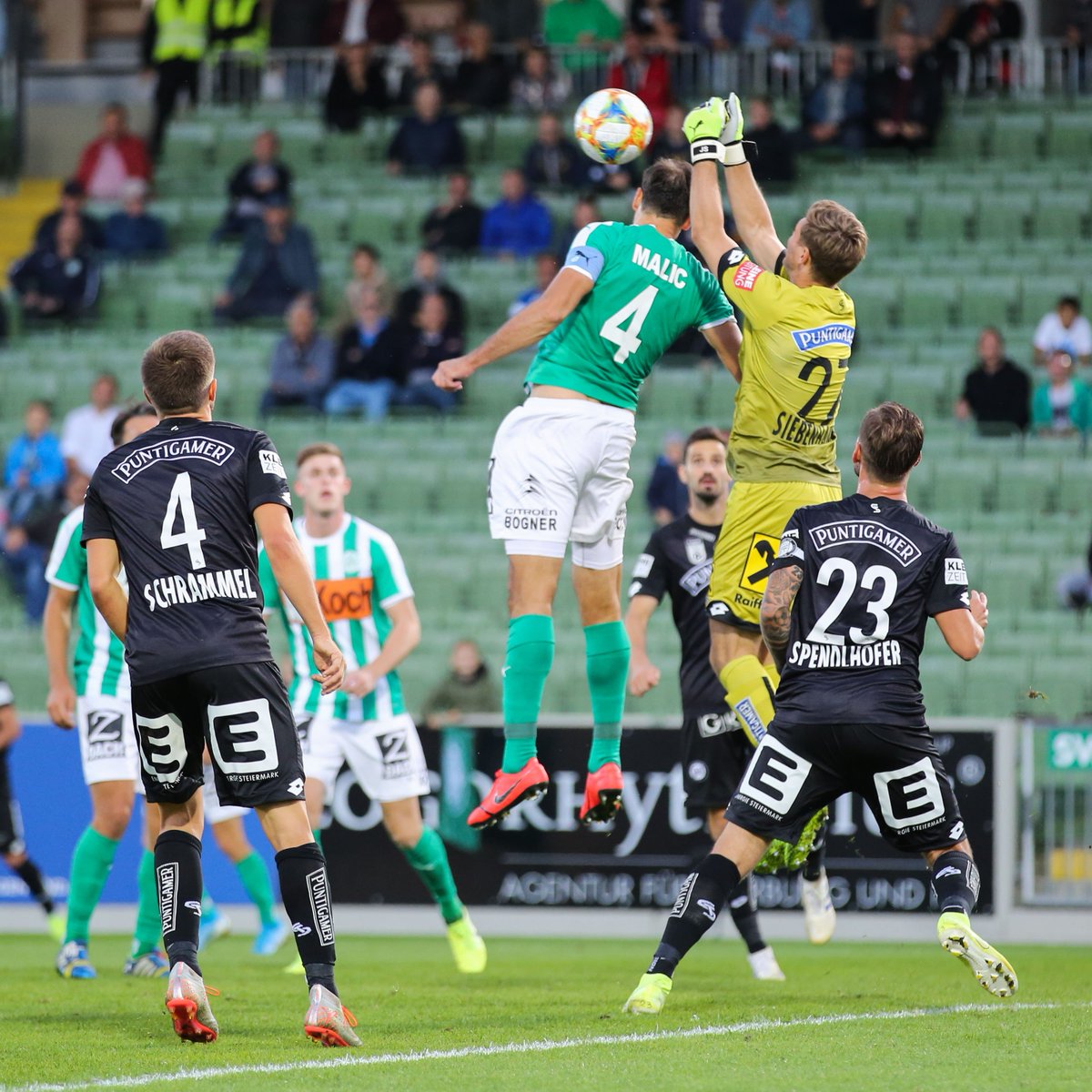 SKSturm's tweet photo. Erstmals in dieser Meisterschaft gab es für uns gestern ein Unentschieden. 🧐 Hier ist unsere Nachberichterstattung zum X beim @SVM_1922. #sturmgraz #110Sturm #tipicoBL #SVMSTU
📰 https://t.co/Q0zHs7ztPk
🗣 https://t.co/tm8e76c5qN https://t.co/Fw1F1GjhF2