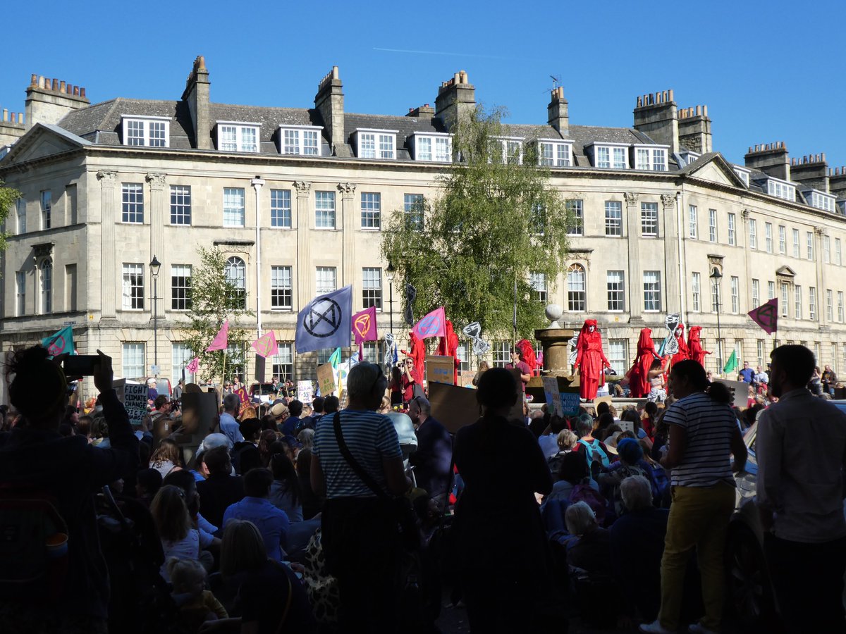 Though-provoking action at Laura Place on Friday at the #GlobalClimateStrike 
Photo credit: Sara Liras
#ActNow #ClimateStrike #ClimateAction #ClimateEmergency #YouthStrike4Climate #FridaysForFuture