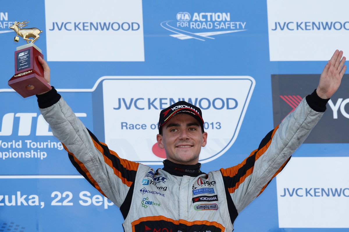 hondaracingwtcr's tweet image. #OTD in 2013, @michelisz scored his first WTCC win in a Honda; triumphing at Suzuka in a Zengo Motorsport-run Civic WTCC.