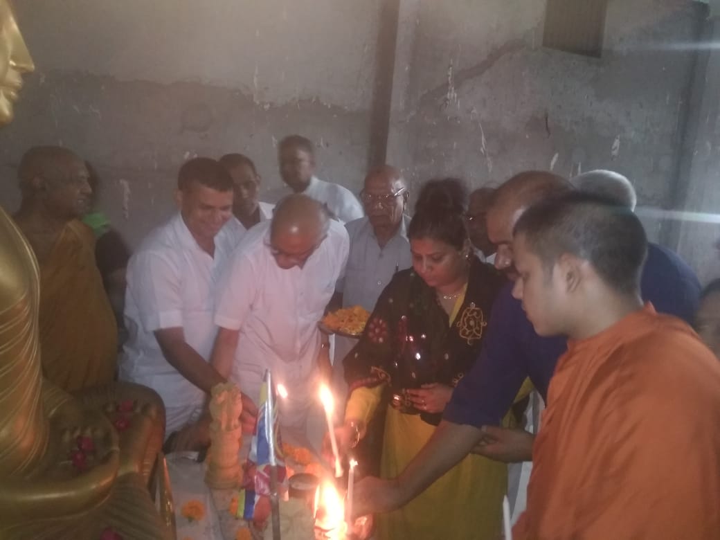 AMangolpuri's tweet photo. #विधानसभा_मंगोलपुरी विधायक @rakhibirla जी ने आज वार्ड-56 के #F_block में #बुद्ध_विहार संस्थान के सदस्यों के साथ जनसंवाद किया.. दिल्ली सरकार की #तीर्थयात्रा_योजना के तहद #बुद्ध_गया कि यात्रा पर जाने वाले बुजुर्ग श्रद्धालुओं का पंजीकरण शुरू किया।
@ArvindKejriwal
@AAPDelhi https://t.co/WeTDqIycw1