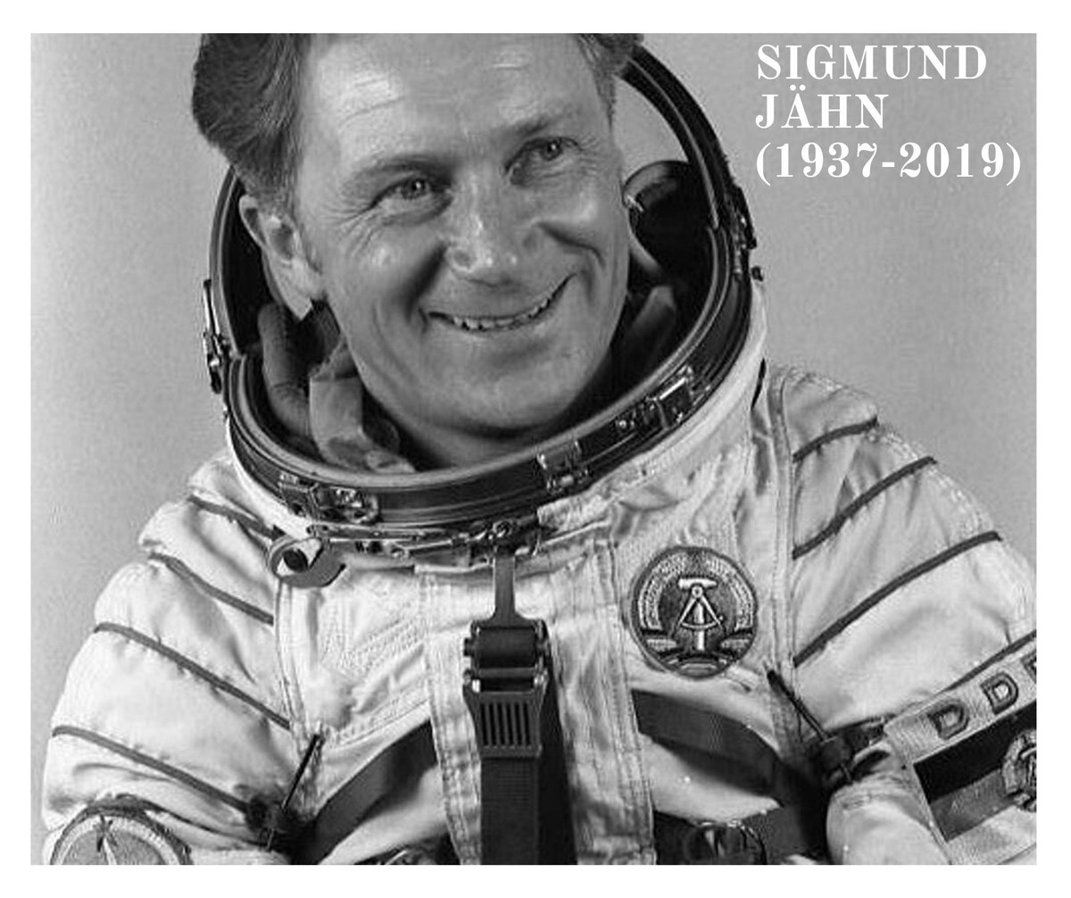 lernfluencer's tweet photo. Sigmund #Jähn, der erste Deutsche im All, ist tot. Der DDR-#Kosmonaut starb am Samstag im Alter von 82 Jahren, wie das Deutsche Zentrum für Luft- und Raumfahrt (DLR) am Sonntagabend mitteilte. https://t.co/dgGEvKLDDe