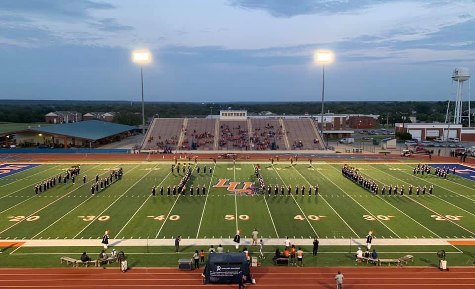 The Langston University Marching Pride Band honored Professor Hill during tonight’s halftime performance under the lights. 🙌🏾💙