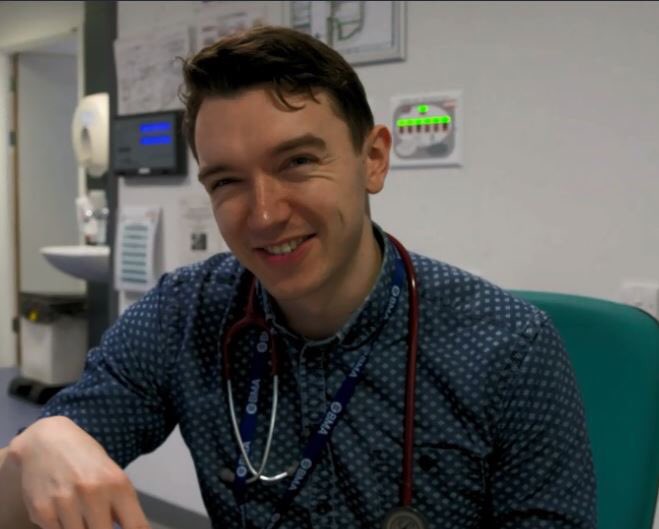 NCAlliance_NHS's tweet photo. Here's four of our @SalfordRoyalNHS #BBCJuniorDoctors Howra, Luke, Nick and Sofia....If you can't wait to tune in at 10.35pm on Tuesday (24th) on @BBCOne, you can find all four episodes on BBCiPlayer @bbcthree now #NHS @NCAlliance_NHS @NCAlliance_Jobs @NHSEngland @NHSEnglandNorth https://t.co/CO670C6laA