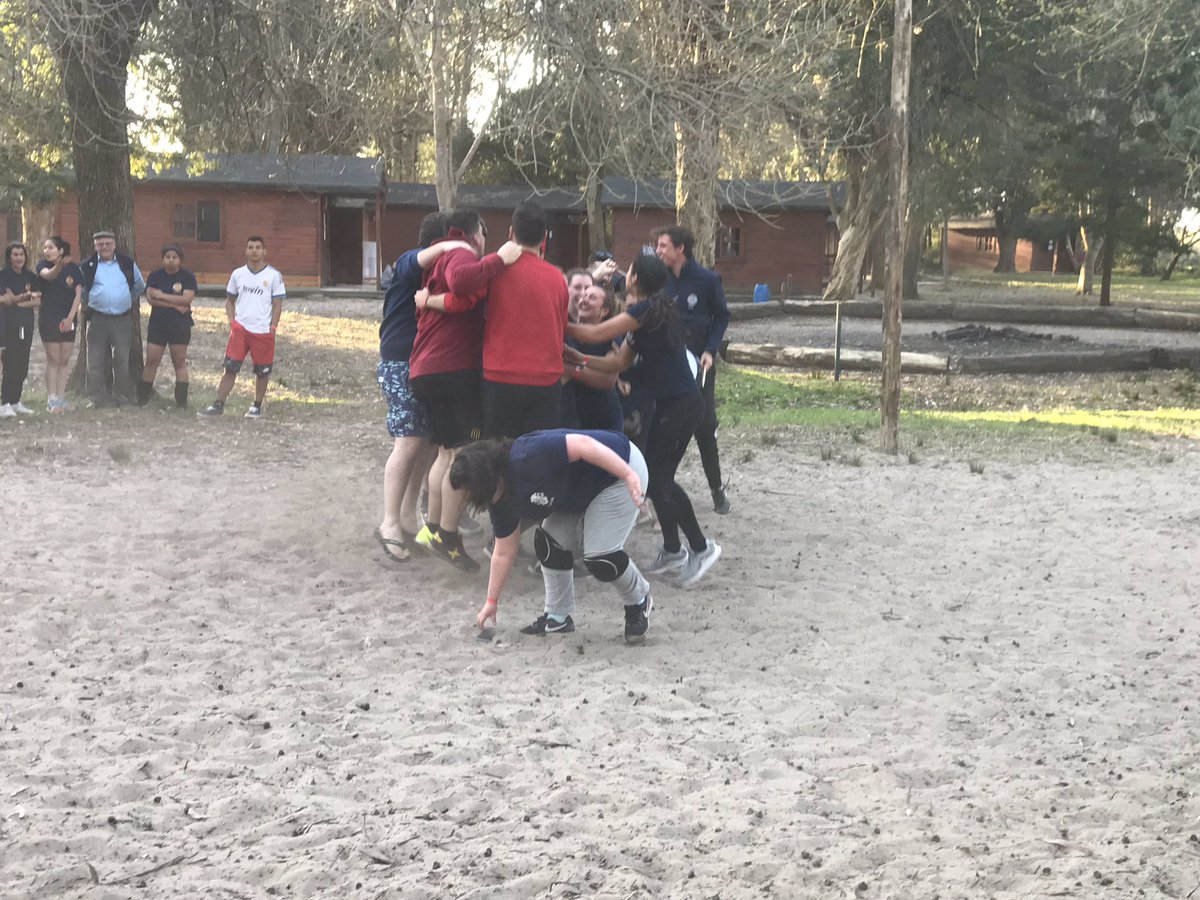 FicoEspeleta2's tweet photo. En la cancha.
En los penales.
En el doble festejo.
Esta mancha no se borra, veni a buscarla cuando quieras 😫
#TodosJuntos #SerLeo https://t.co/9GNhLFh204