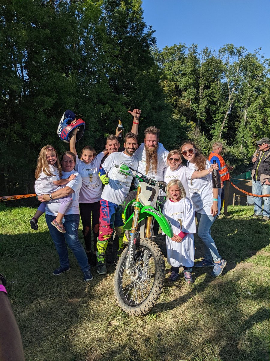 rubydwarf's tweet photo. Yesterday was one of the best days of this year 😍 my dear @lukaselmer secured the motocross National MX1 championship in the final race 🔥 all the hard work paid off! The party that followed was 🍌s. I love to be your mechanic and can't wait for the next season 👩‍🔧 https://t.co/Qvf5TjjDVS