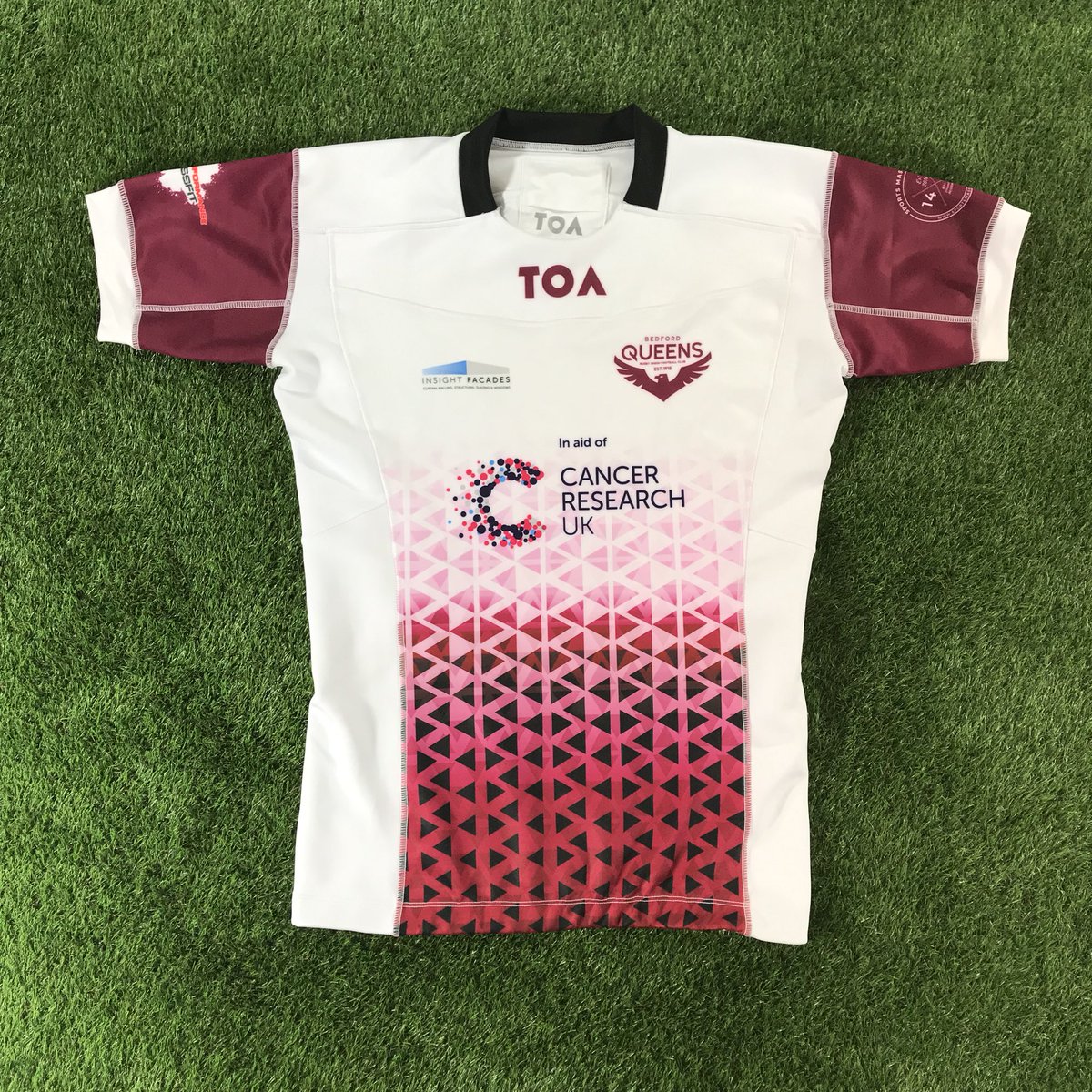 BedfordQueens's tweet photo. Pleased to introduce our new playing shirts. We are pleased to be supporting Cancer Research UK this season with their “in aid of,” logo on the front of our shirts thanks to the generosity of one of our sponsors and will be fundraising throughout the season https://t.co/anuUl32qYt