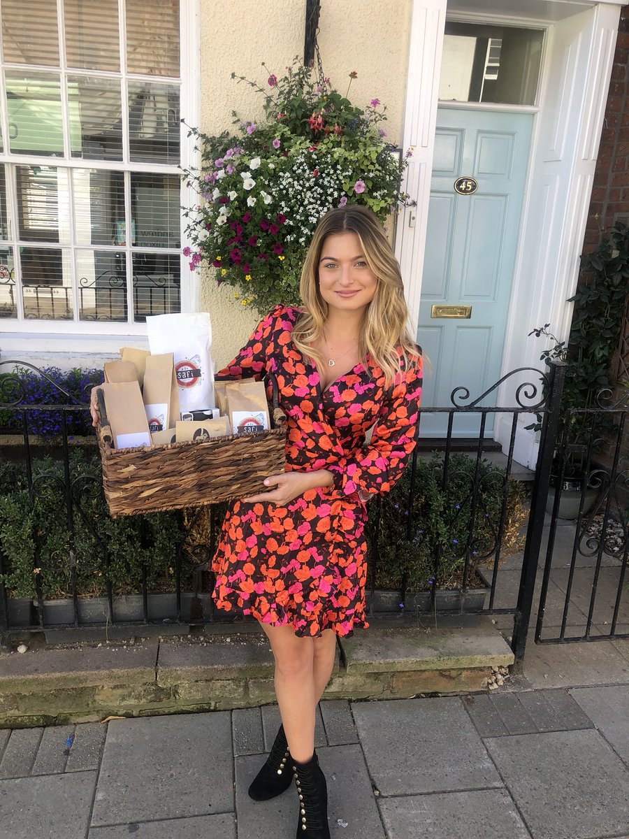 Zara Holland tweet media