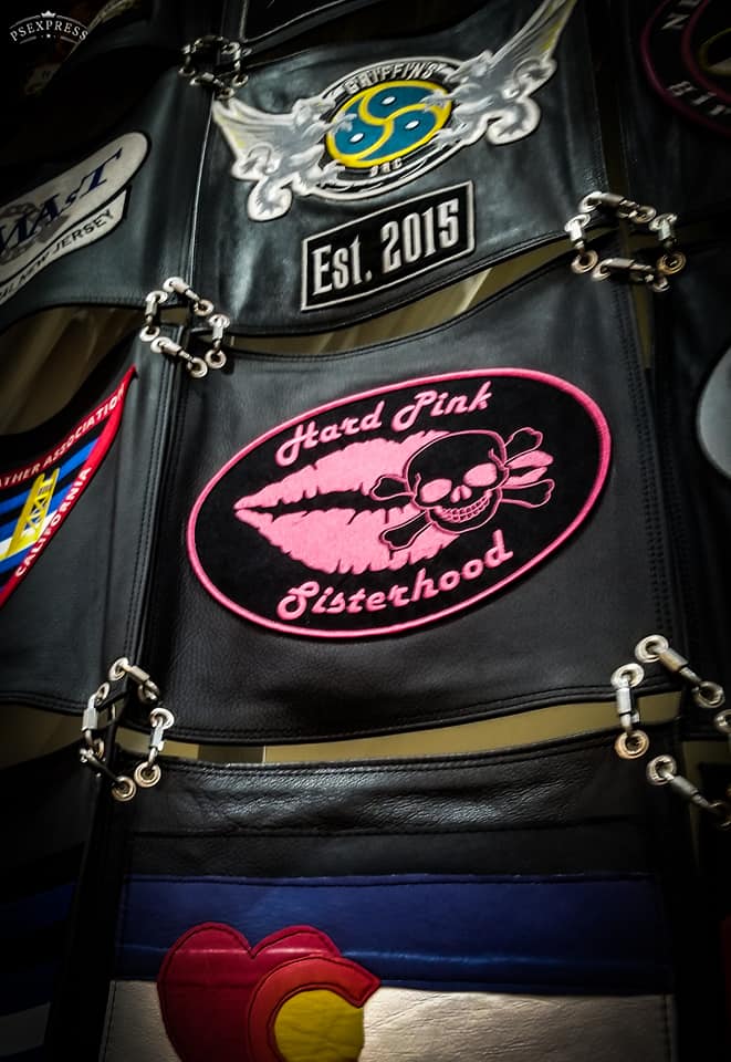 HardPinkSisters's tweet photo. Our patch on the Leather Quilt! #HPS #HardPinkSisterhood https://t.co/kjJEbOVBnD