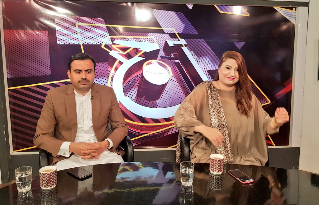 PYOSindh's tweet photo. President PYO Sindh @JavedNLaghari will be live on Metro TV program "Aaj ki Baat" with Senior Anchor Imtiaz Mir at 2010 hrs. https://t.co/hLtieSUtxN