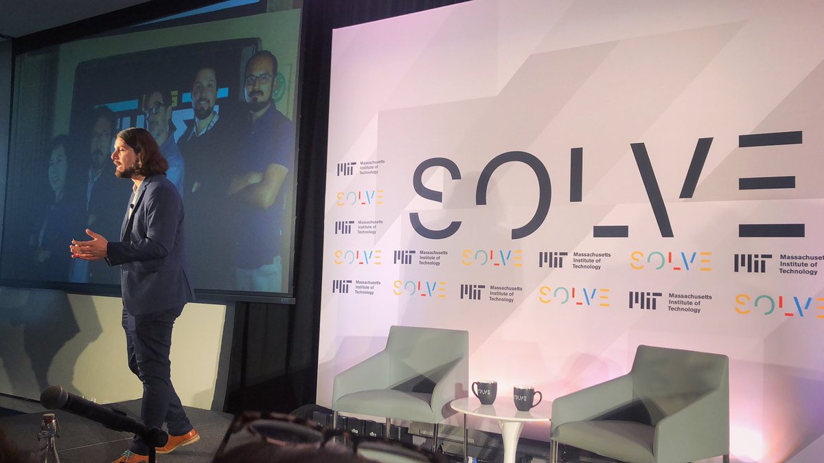 Los <a href="/Supercivicosapp/">App Supercívicos</a> y <a href="/Factico_mx/">Fáctico</a> están en Nueva York como finalistas de Solve organizado por el <a href="/MIT/">Massachusetts Institute of Technology (MIT)</a> y @echameuntuit hizo una presentación 🔝🔝🔝. ¡Manden las mejores vibras! #SolveFinals