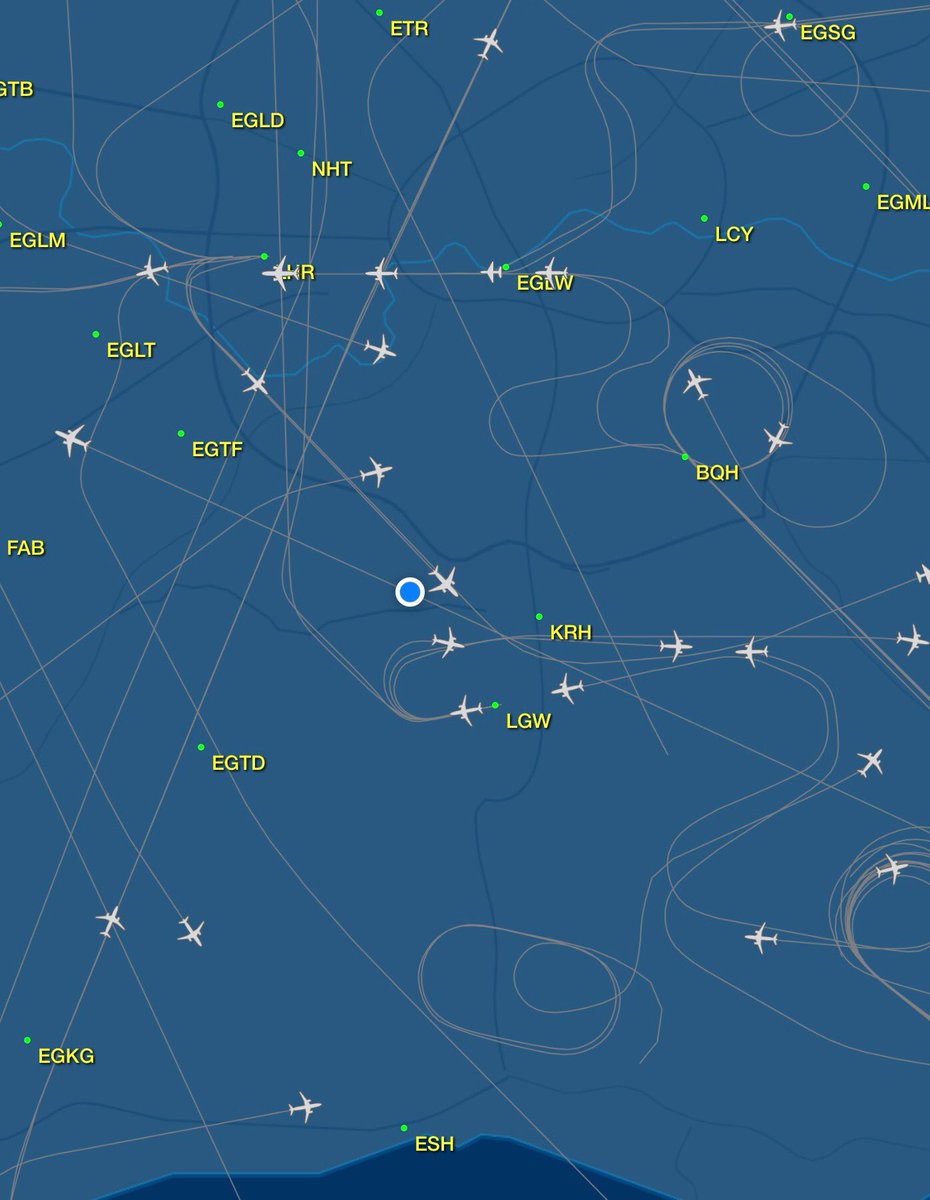 A6FVC's tweet image. Our village still suffering (just south of Box Hill) from departing Heathrow heavies as well as Gatwick Route 4 departures - before 2014 we did not endure this, was birdsong and peace #flightpaths #noisesewer #sacrificialcommunity #dayafterday