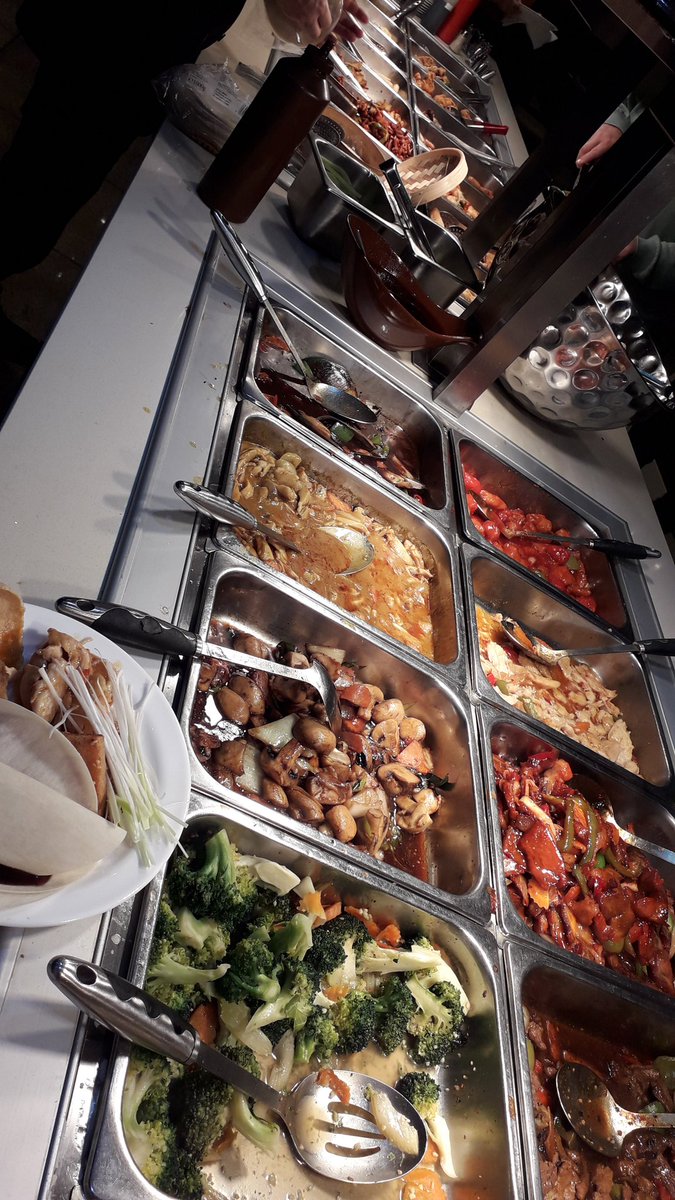 StephenPKendal's tweet photo. In heaven..!!

Enjoying an all you can eat Chinese Buffet with the family.

@matthew_young04 @JonathanLYoung https://t.co/hkUWp6VpDJ