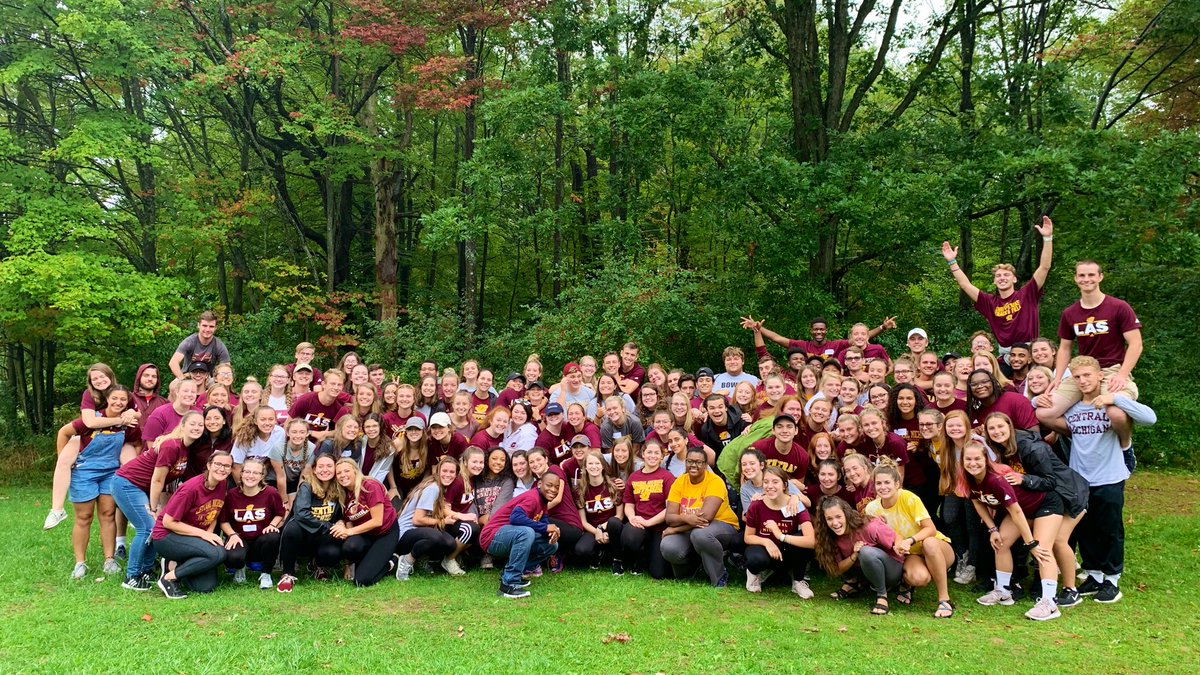 DGaken's tweet photo. Annual Leader Advancement Scholar mentoring retreat! 

#LifeAtCentral #Family https://t.co/xkZVtSS3rO