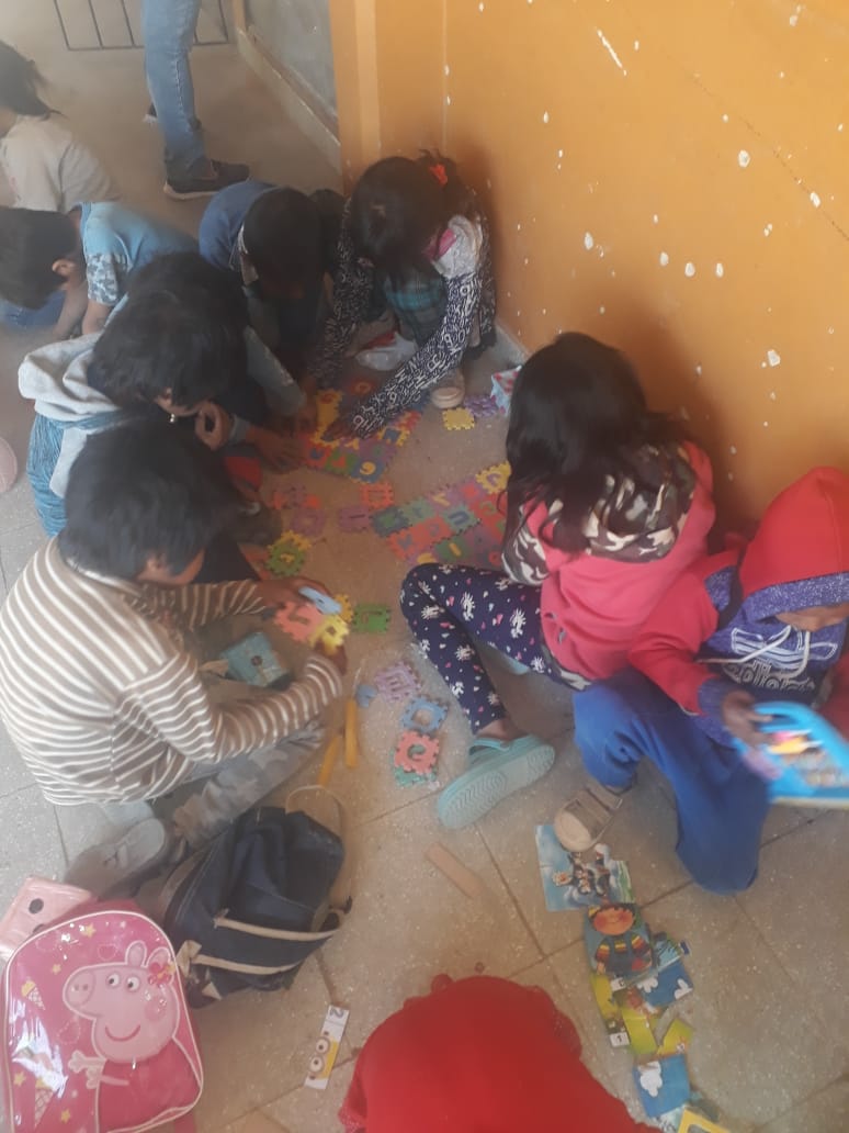 artydance23's tweet photo. 👉Plan Alimentario Salteño.
Escuela N*4229 Tambor de Tacuari, Cnel Juan Sola #Rivadavia 
Además de brindarles el almuerzo creamos un espacio de aprendizaje ,contención y diversión para los niños.
@UrtubeyJM @fguillesaavedra @patriciapinasco @MEducacionSalta https://t.co/ky4iHm2jDk