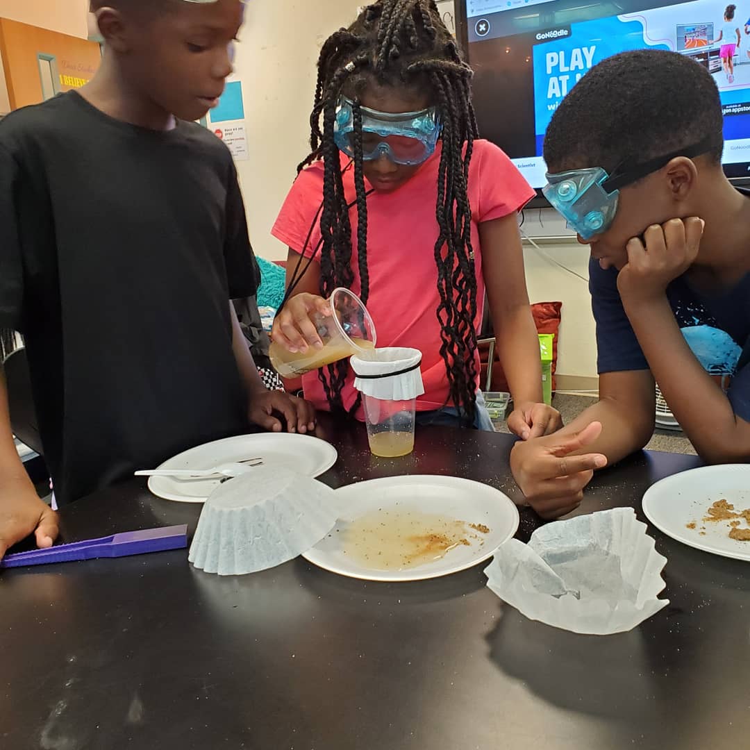 AndersJanders's tweet photo. Yes. Labs are labor-intensive. A lot of prep. A lot of work. Ss make a mess. But when Ss have those moments because they actually EXPERIENCE it... THAT is when the REAL learning takes place. (One even used her hairband to hold the filter in place!) #worthit #emsproud #EMSscience https://t.co/fX1v0wonSg