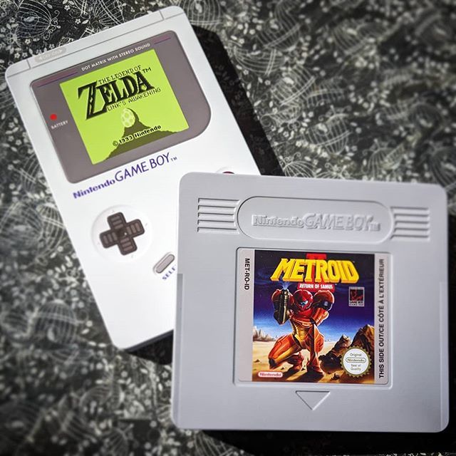 DeadpanRobot's tweet photo. What can I say - They know how to get my money 🤷🏼♂️
.
What do we want to see next? .
I get used to the "2.5d" graphics style but I wish we had the option to use original soundtracks and/or notifications 😁
.
#Nintendo #lozla #metroid2 https://t.co/2Qmd5xQi4o https://t.co/sNcmK4xX7T
