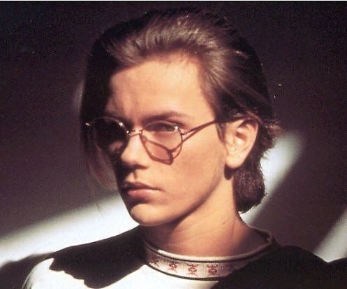 RiverPhoenix8's tweet photo. You know I love the glasses look #RiverPhoenix https://t.co/W2yPqgPc52