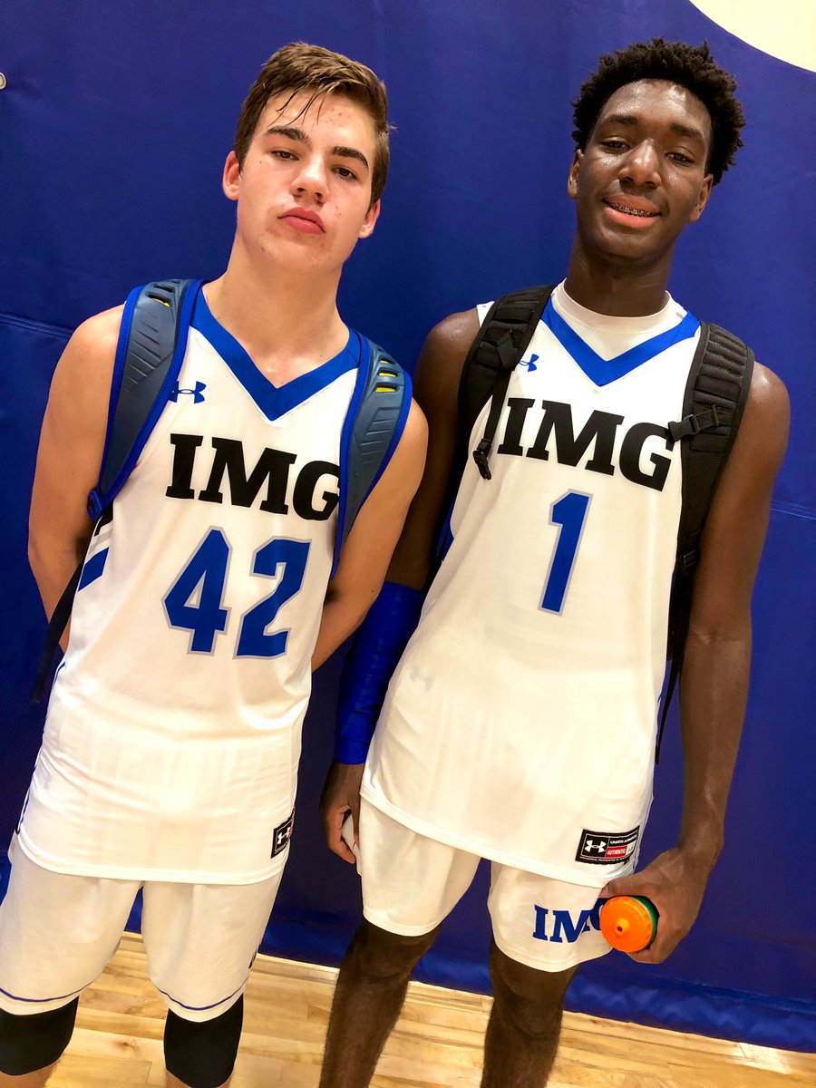 USAmateur_FL's tweet photo. .@IMGABasketball gets the 70-46 win over Lake Howell behind @_edailey3’s 18 points. Nicolas Mylonas chipped in 11. @IMGABasketball
#FABCSHOWCASE
@USAmateurBBall @RAWE_RECRUITS @prephoopsfl https://t.co/0vQ1WWg30c