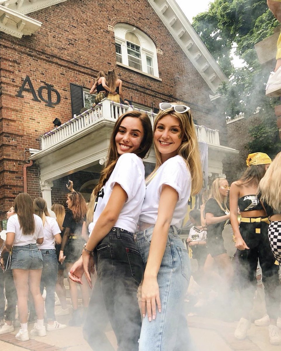Alpha Phi Wisconsin tweet media