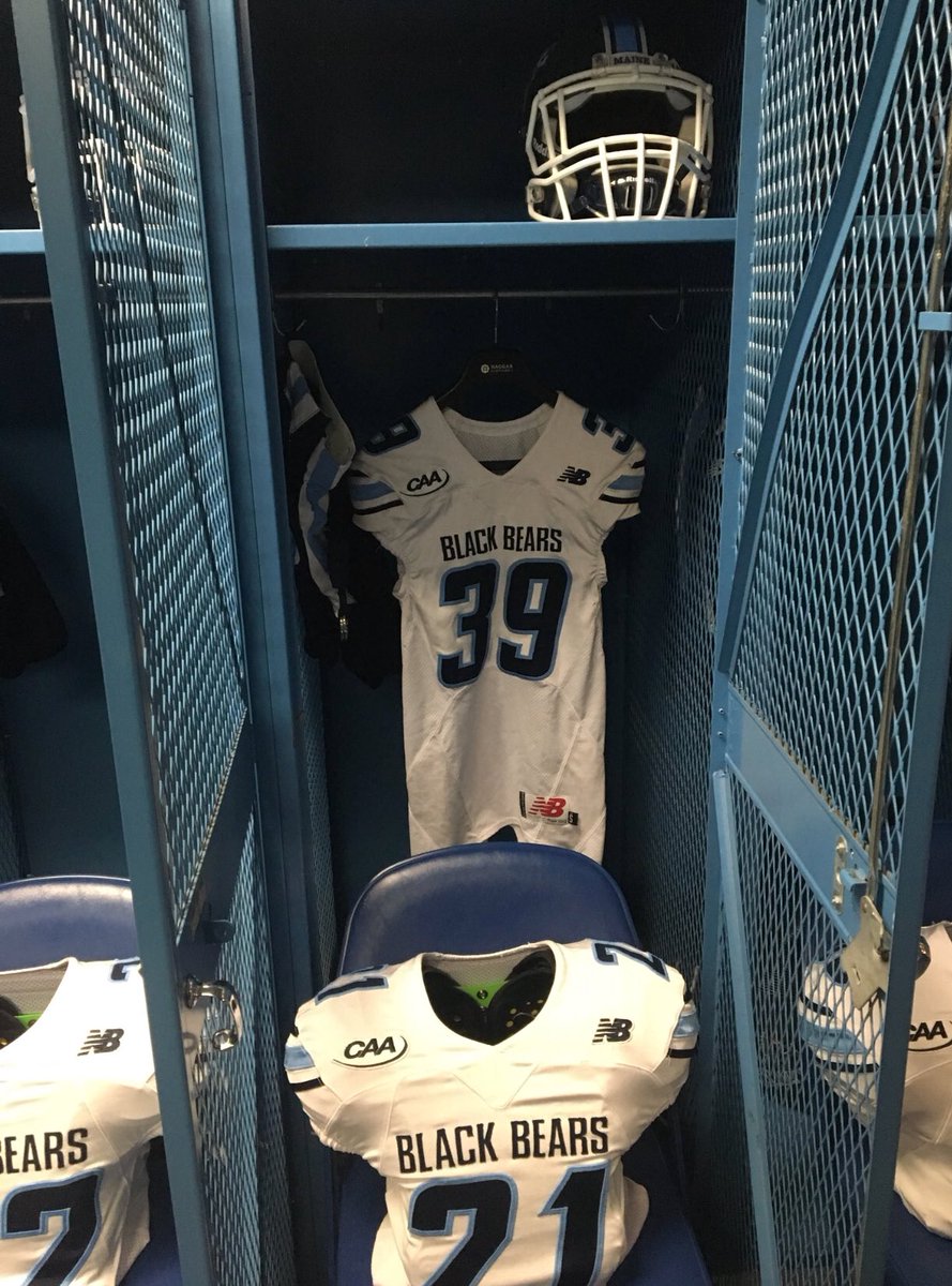 Rob_Otey's tweet photo. Shout out to the legend @EdwardsEarnest on a hell of a game yesterday! Looking forward to the show next week in Philly! #DM39 #LLD #LLD39 #Minor1sland https://t.co/Hsk23rNJYN