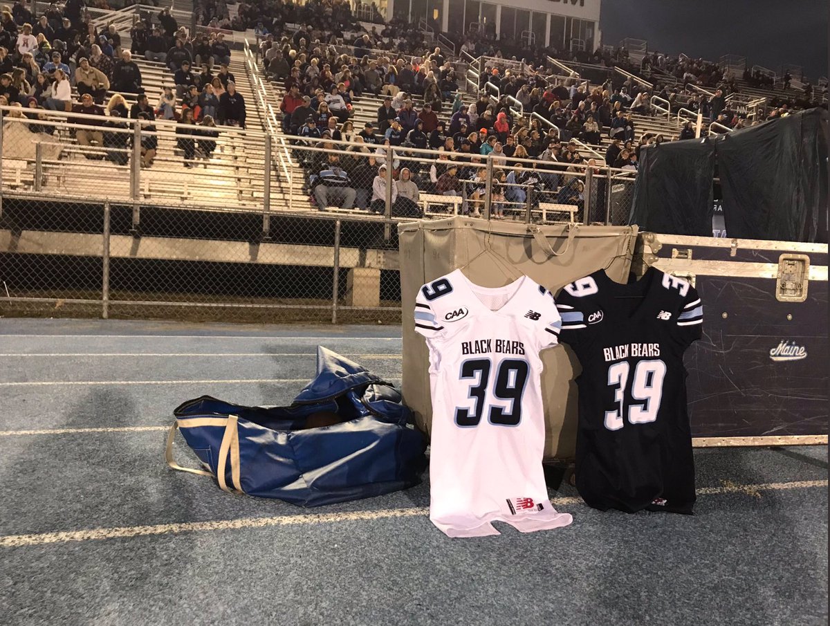 Rob_Otey's tweet photo. Shout out to the legend @EdwardsEarnest on a hell of a game yesterday! Looking forward to the show next week in Philly! #DM39 #LLD #LLD39 #Minor1sland https://t.co/Hsk23rNJYN