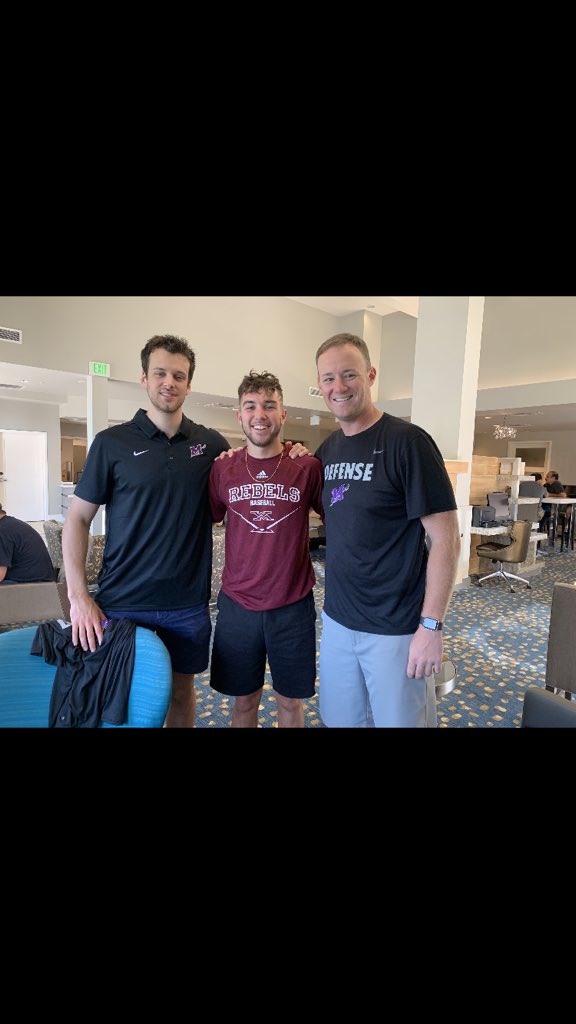 ashtonbball22's tweet image. Thank you to @JimmyBoxSmith for the visit this weekend! Great atmosphere with even better people! @MillsapsMBB