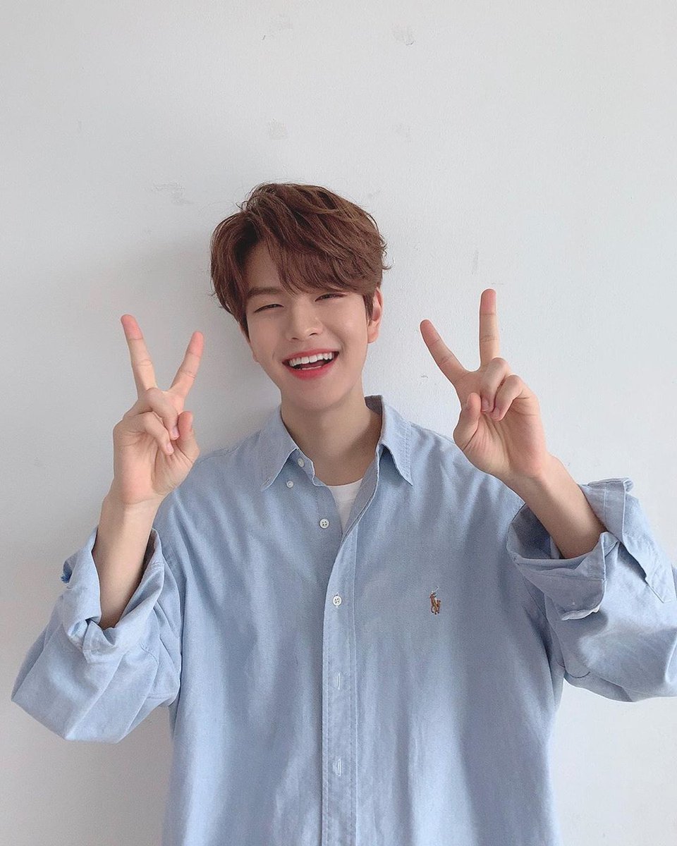 xiaoj_vvv's tweet photo. ✰ ❛❛ H A P P Y  S E U N G M I N  D A Y ❜❜ ✰

✧» Mi precioso ángel, sólo espero que seas feliz y estés saludable. Sigamos celebrando este día juntos siempre, te amo y admiro, eres todo mi corazón, mi vida entera. ♡

#HappySeungminDay 
#HappySeungShineDay https://t.co/utf4qooWtw