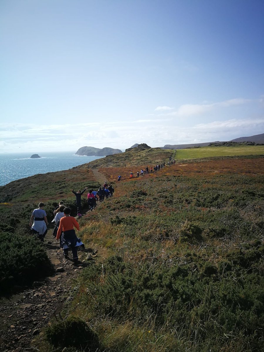 FulhamSchool's tweet photo. Time for a coastal walk! #freshair #exercise #checkoutthatview https://t.co/mnvaLgHoC4