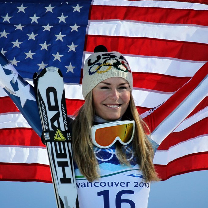 LINDSEY VONN EFFJ2w0XsAAn7nq?format=jpg&name=small