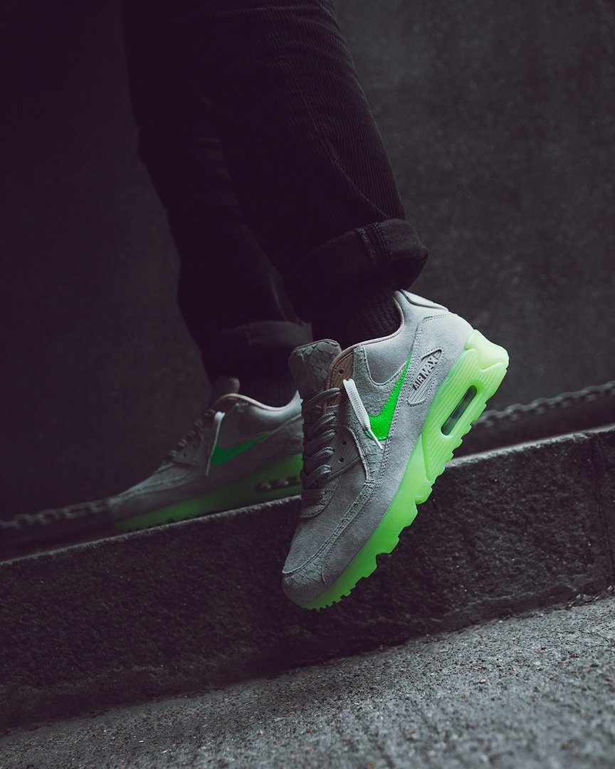 nike air max 90 electric green