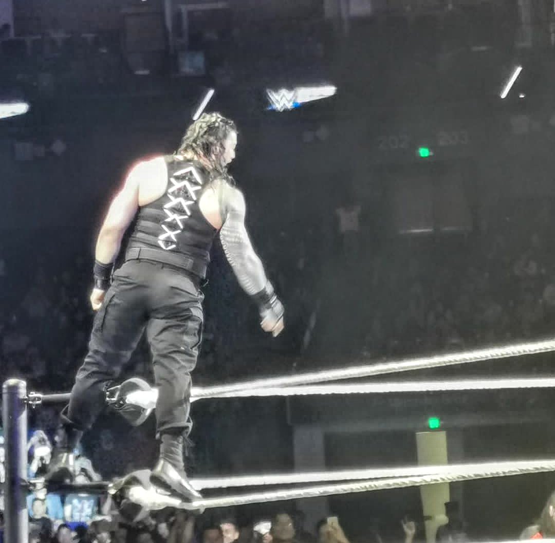 SFR_RR_inspired's tweet photo. More amazing photos in Shanghai! 😍🔥
#TheBigDog @WWERomanReigns #WWEShanghai #WWEChina2019 #WWELive #RomanEmpire
📸 sihai_zhu, xxy1314xy, eddiewang_2. https://t.co/BGywpavHP7