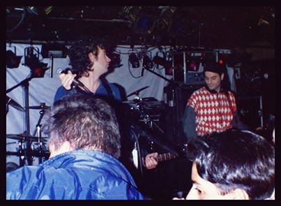DonjaimestereOK's tweet photo. Soda Stereo.
#Cerati #Efemérides

El 22 de Septiembre de 1991 se presentaban en Show sorpresa en "Club Keops", #Bogota Colombia.
#RexMix https://t.co/csG5f2enBL