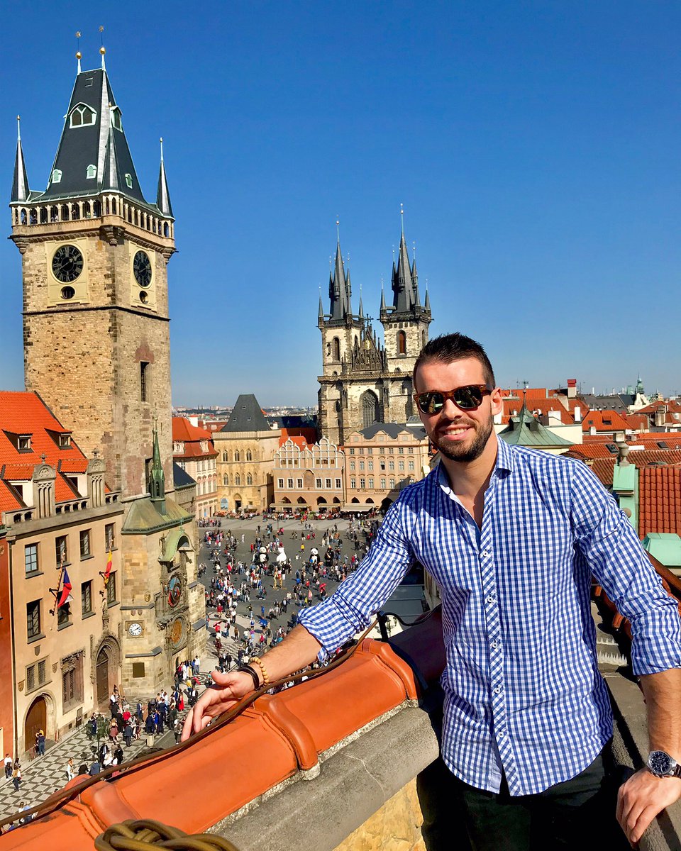 jamery1986's tweet image. Prague on the rooftops 🏰🇨🇿#prague #tarasauprince #praha #CzechRepublic #wanderlust #beautifulview #beautifuldestinations #travel #oldtownsquare instagram.com/p/B2t-ROoINJG/…
