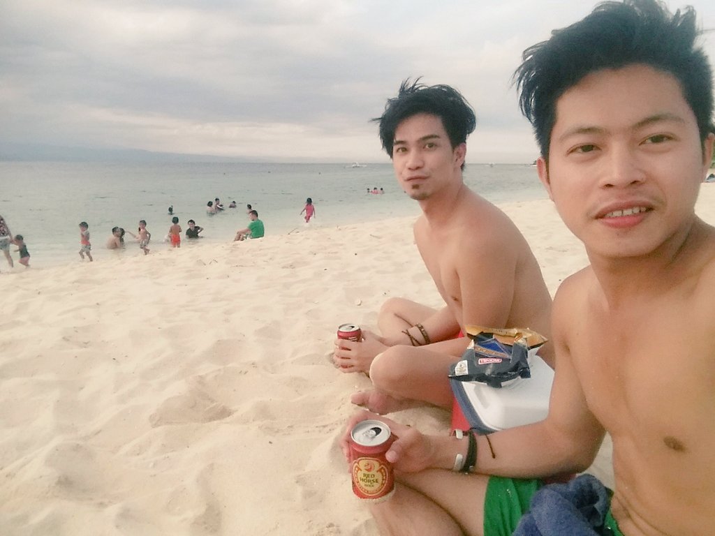 LanceQuitorio's tweet photo. Pic was taken 5 years ago. First beach date I've ever experienced. Anong nangyare? Lolk
#batangbata #bagets #bagetspinoy https://t.co/RJn3MC7j8H