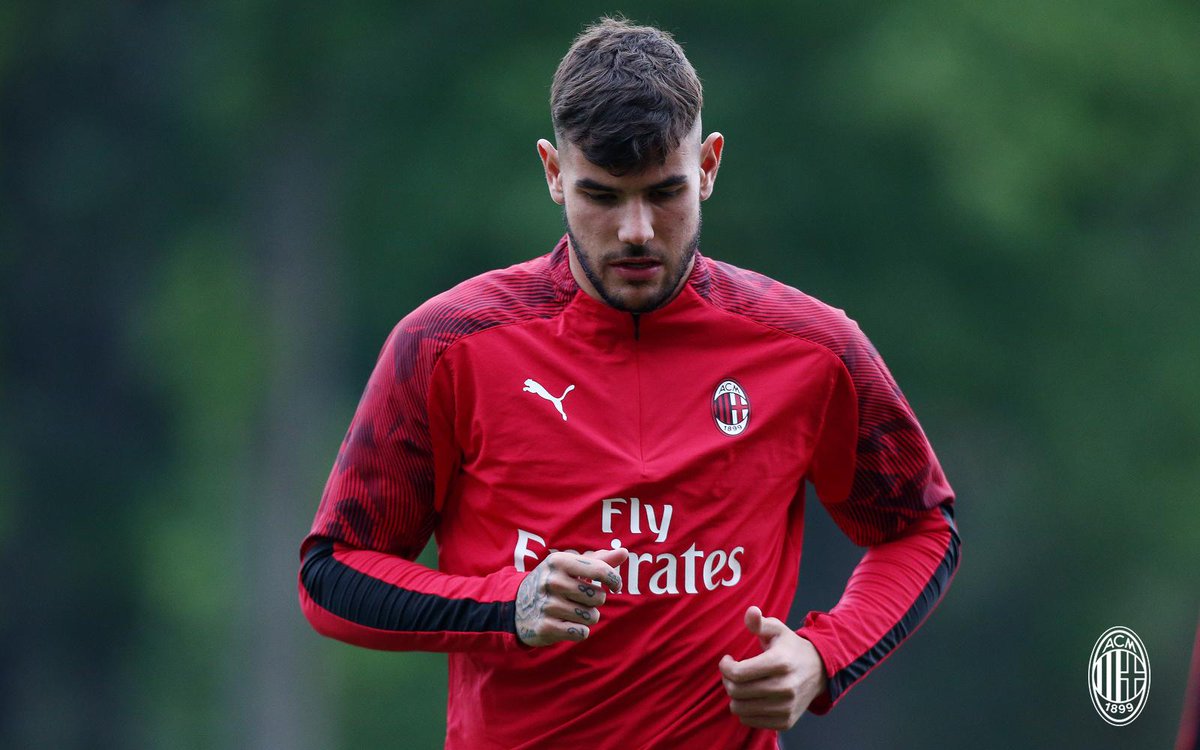 AC Milan tweet media