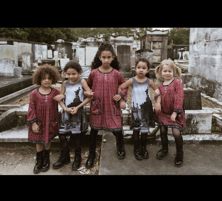 PeekyD's tweet photo. Are you ready for us New Orleans Fashion Week!?!
💥💥💥
#nofw #neworelans #models #origionalkids #uniquekids #standout #fashionweek #neworleansfashionweek #nolablogger #followyournola #kidsfashion #fashionkids #kidfashion #fall2019 #fall2019fashion #fallfashion https://t.co/PVWnm4JYA1