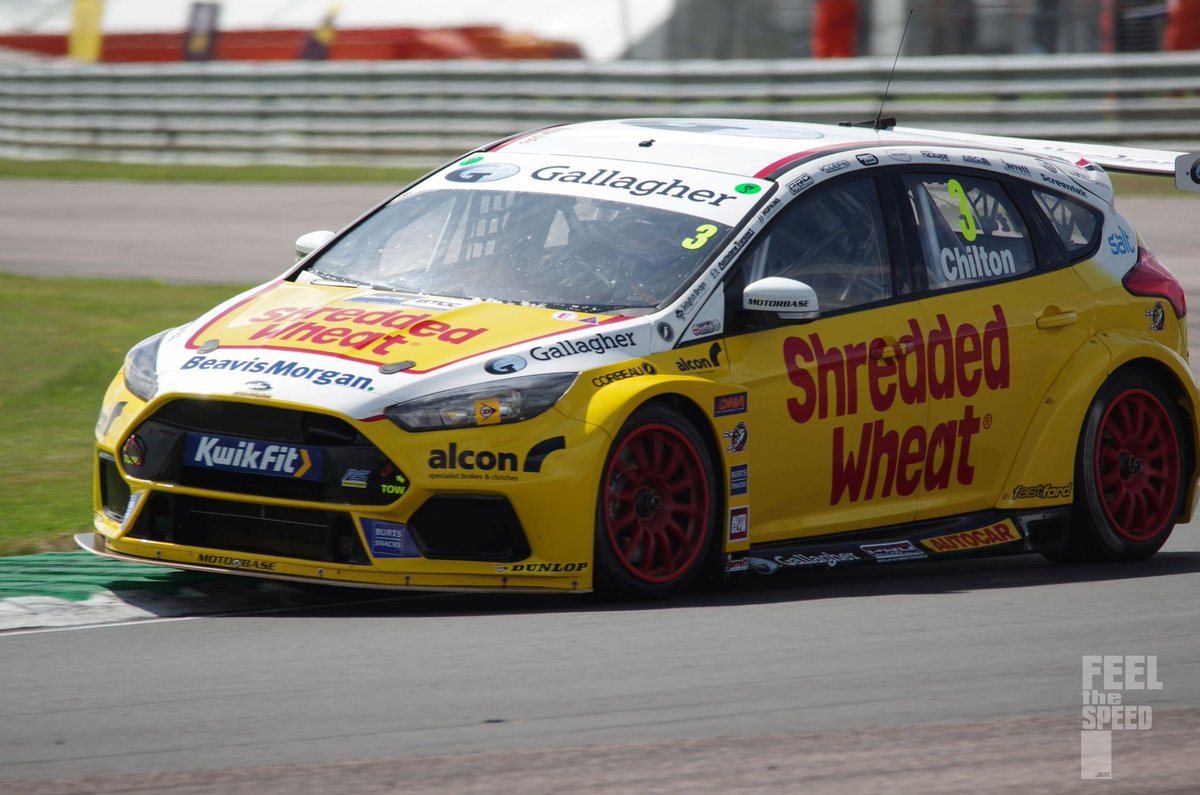 FEELtheSPEEDeu's tweet photo. Tom Chilton (🇬🇧) - Team Shredded Wheat Racing with Gallagher (🇬🇧)
#btcc #toca #ngtc #thruxton #thruxtonracecircuit #ford #fordfocus #fordfocusst #motorbaseperformance #teamshreddedwheat #tomchilton #feelthespeed #feelthespeedeu #racing #motorsport #motorsportpic https://t.co/kIMoTK55fO