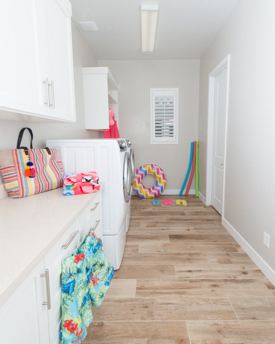 ClassyClosetsUS's tweet photo. Enjoy your last day of summer! #classyclosets https://t.co/cizohrZgk9