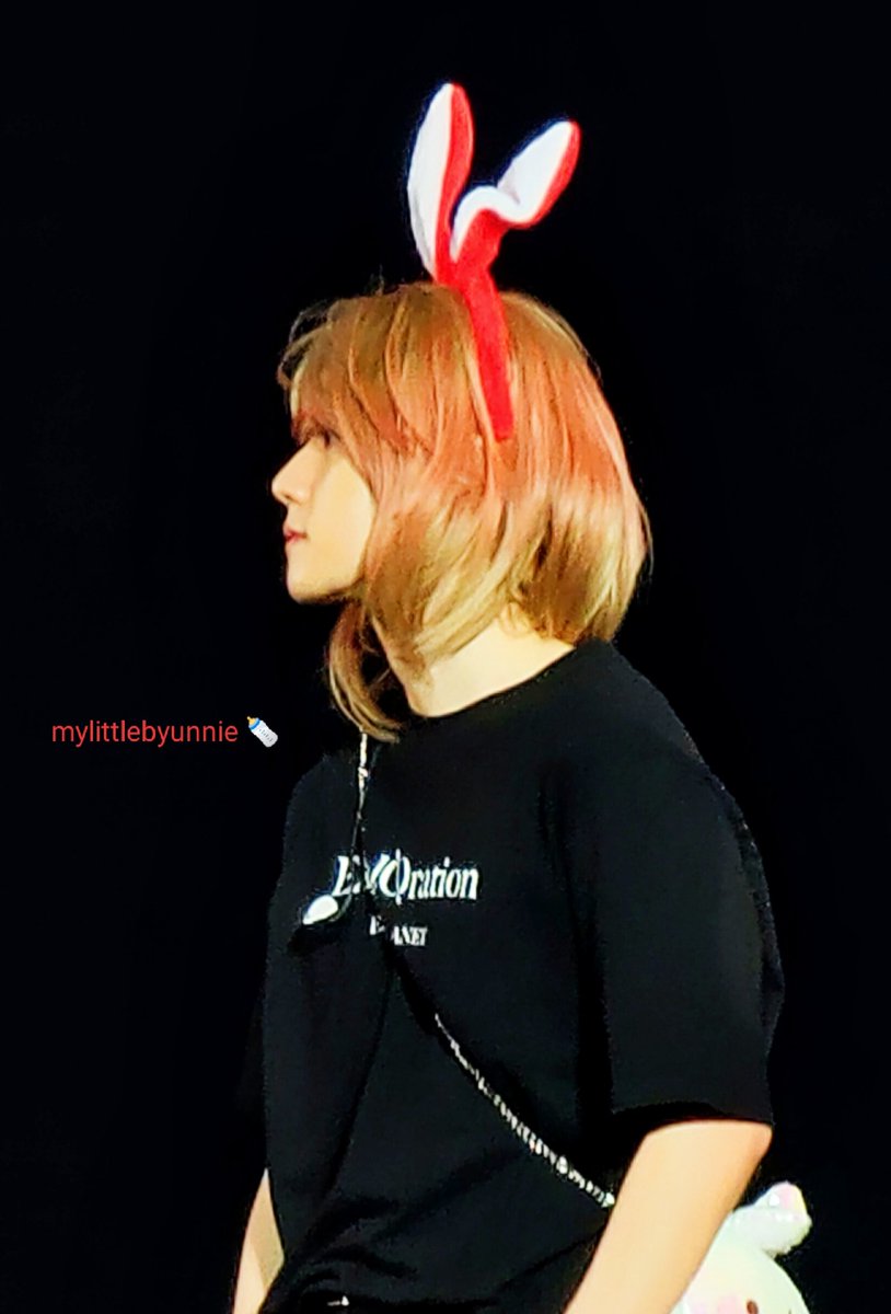ขอพูดอะไรที่น่ารัก ๆ หน่อยเถอะ 'แบคฮยอน' 백현이💜 tweet media