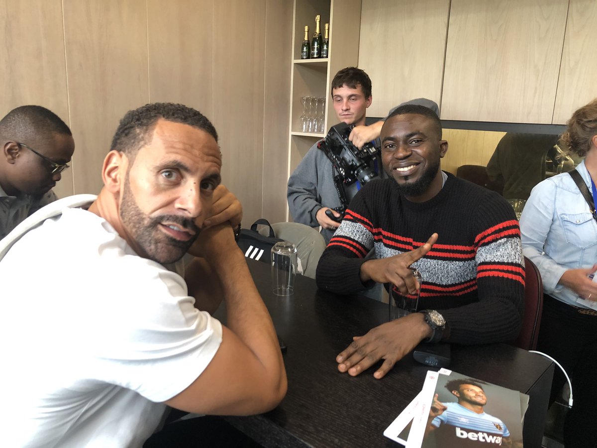iambolar's tweet photo. #Ad It ended West Ham 0-2 Man Utd. I wish it was the other way round, but itβs all good. It was an extraordinary experience with the legend @rioferdy5 courtesy @guinnessngr. #FansMadeOfMore https://t.co/fZdm9LKAOI