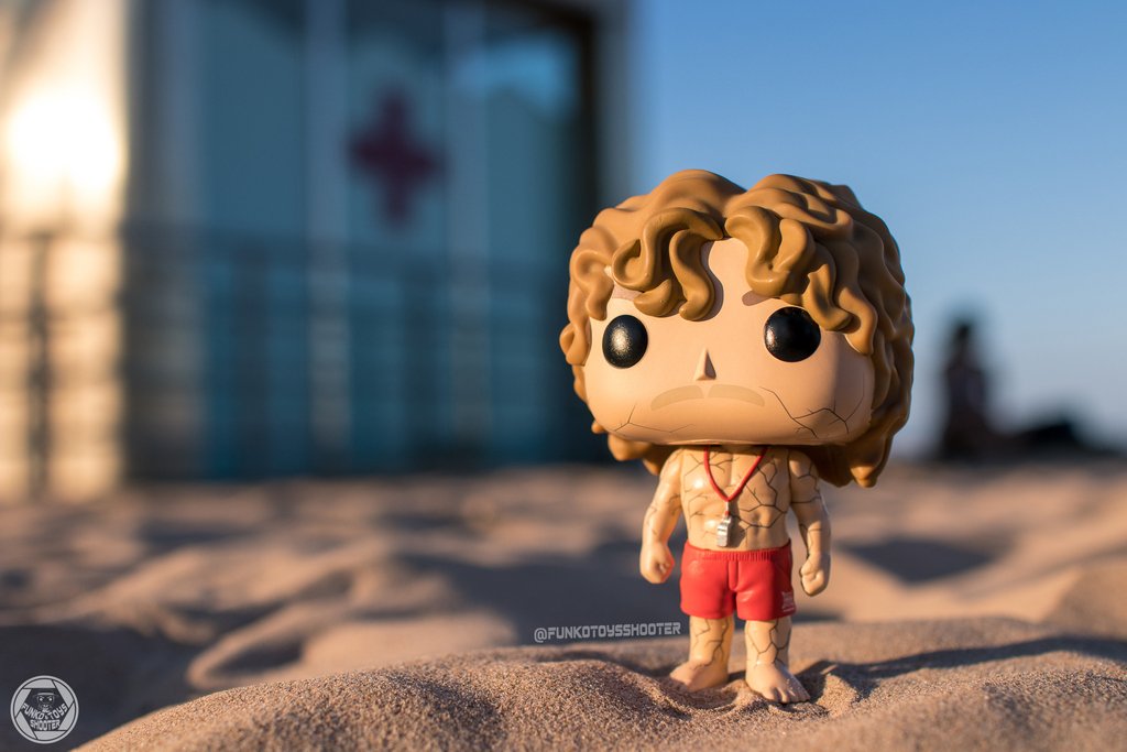 funkotoysshoote's tweet photo. ⛱️"Buenas tardes señoritas"
🖼️Consigue esta foto impresa. Pregúntanos‼️
https://t.co/Ml8c584QLY
#strangerthings #strangerthings3 #billystrangerthings
#funko #funkopop #funkofamily #FunkoPhotoADay #funkopopphotography #toyphotography #toycollector https://t.co/4a3tEzvnM1