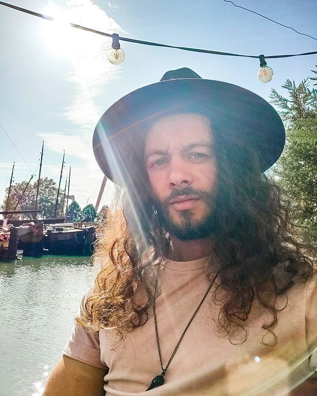 Bram_Vanhaecke's tweet photo. 🌞☕This is ten percent Tarzan, twenty percent Jesus.
Fifteen percent concentrated power of Vitamin D
•
•
•
•
•
•
#longhairdontcare
#longhairmen
#manbun #longhair #beard #hat #mensfashion #longhairgentlemen #rotterdam #sunlight #sunrays  #necklace https://t.co/WjuwreJKbi