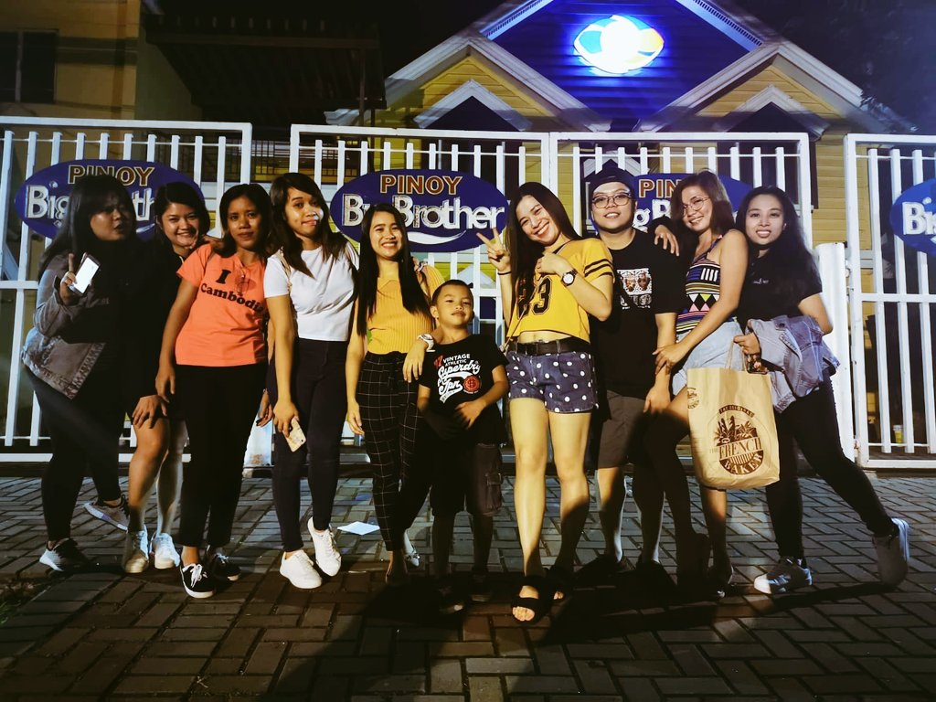 prensesmae's tweet photo. Another complete photo of us! No friendship is an accident.
GOOD TIMES + CRAZY FRIENDS = GREAT MEMORIES 😍
Making memories with you guys is the best thing to do! 😘
THANK YOU KARJON, our friendship was born dahil sa inyo! 💛
@eulkrisnah

#Clangs #KeepersTeamLive
#CrazyFriends https://t.co/35WPAV109T